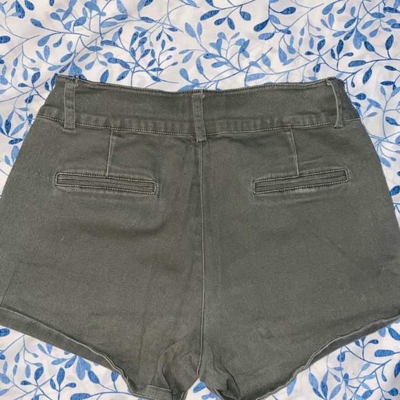 Shorts - Picture 2 of 2